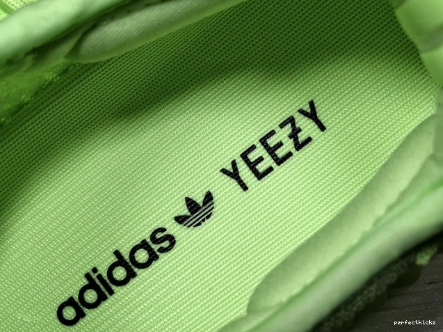 EG5293 350 in Yeezy Dark Boost Adidas V2 the Glow 0717